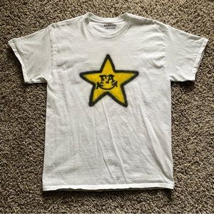 airbrush star tee